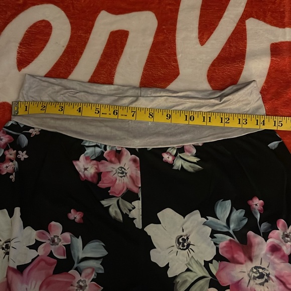Black Flower Bell Bottom Sweats - Picture 5 of 6